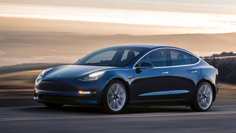 Tesla's Rollercoaster Q1: Analysts Revise Estimates Amid Stock Volatility