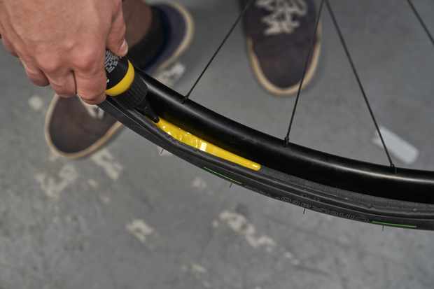 "Mastering Tubeless Tyres: A Quick 5-Step Guide"