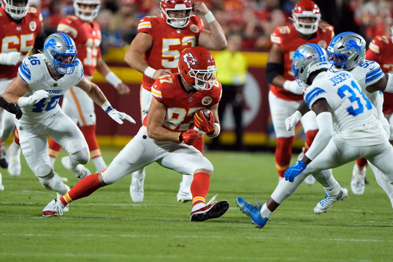 Featured image for Taylor Swift Enjoys Lions-Chiefs Game with Caitlin Clark and Kelce