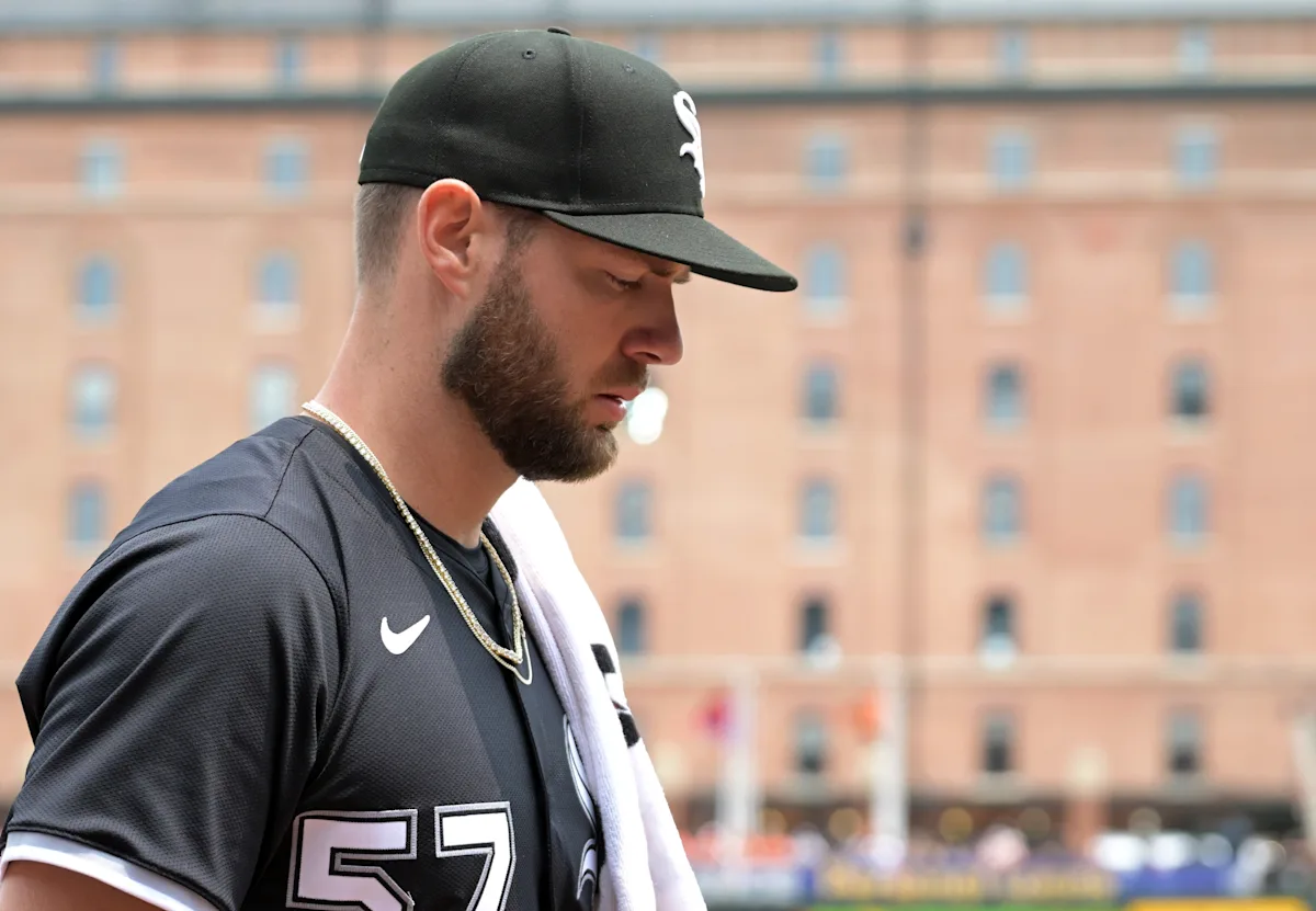 Featured image for White Sox's Houser Overcomes Mid-Game Illness to Secure Narrow Win