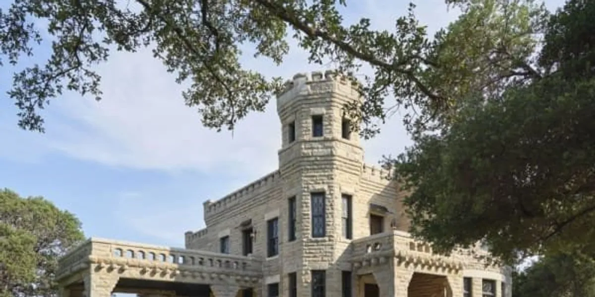 Featured image for "Fixer Upper Castle in Waco Hits Auction Block"