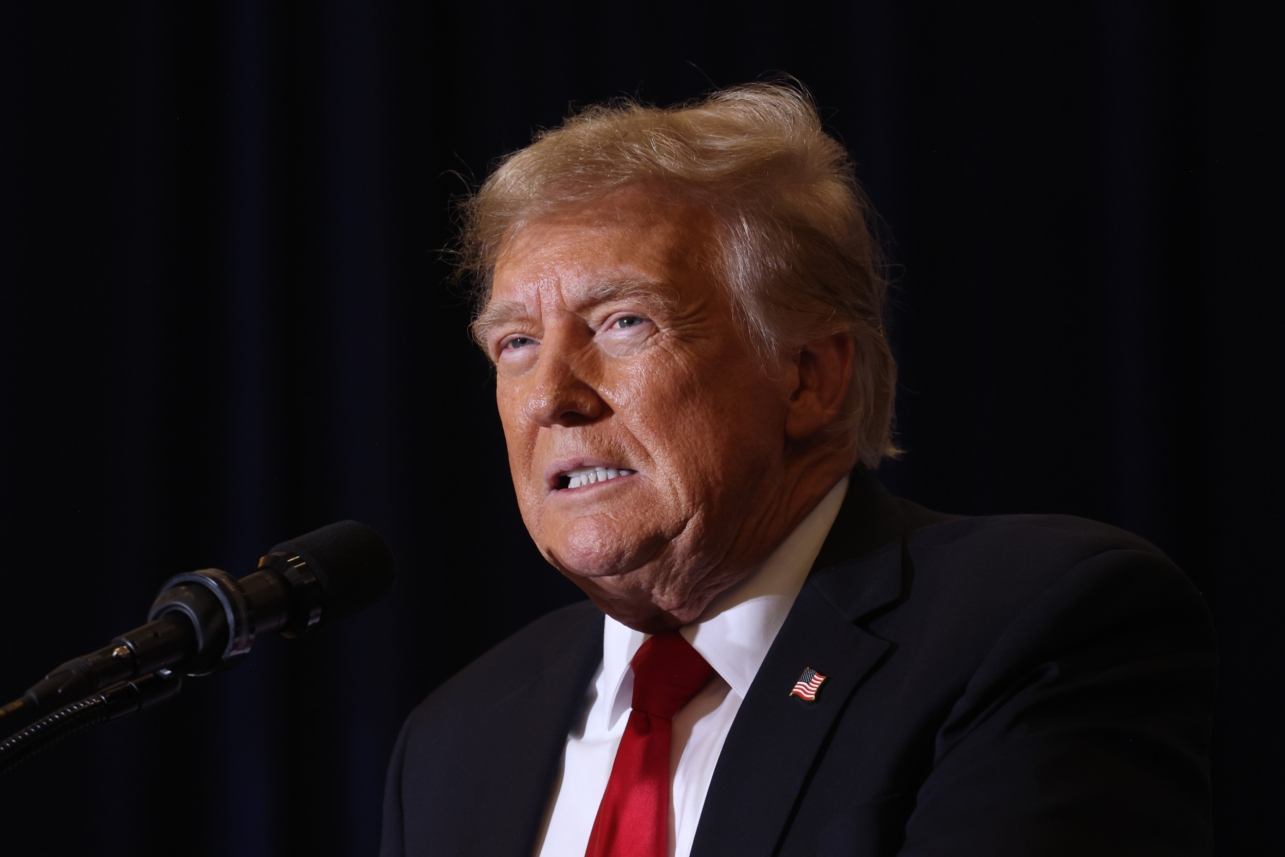 "Trump's Presidential Immunity Motion: A Losing Game"