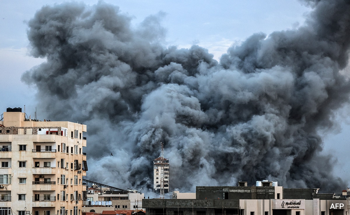 "Hamas Acknowledges Faults in October 7 Attacks Amid Rising Gaza Death Toll"