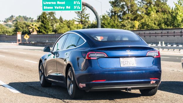 "Rising Appeal of Used Electric Vehicles for EV-Curious Drivers"
