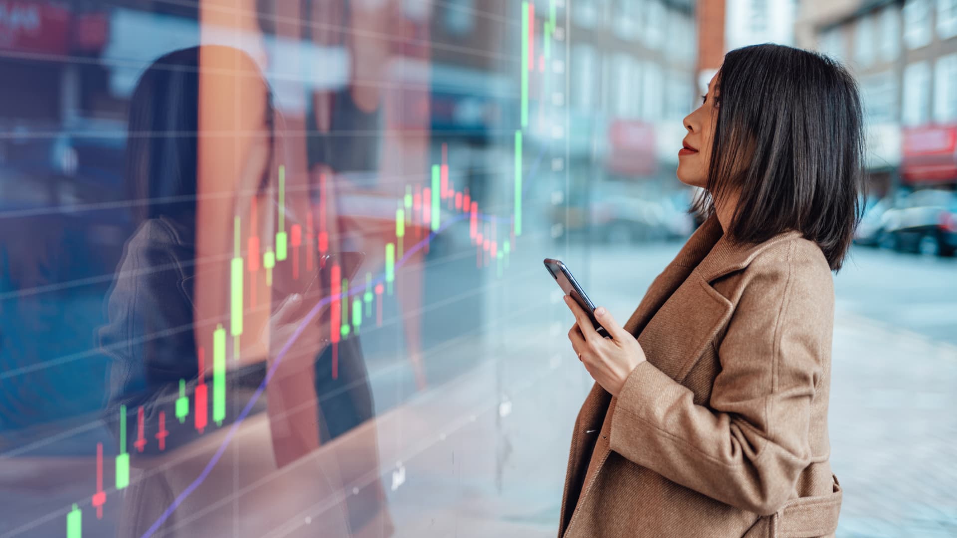 Inflation's Impact on Consumer Spending and Cities Across the U.S.