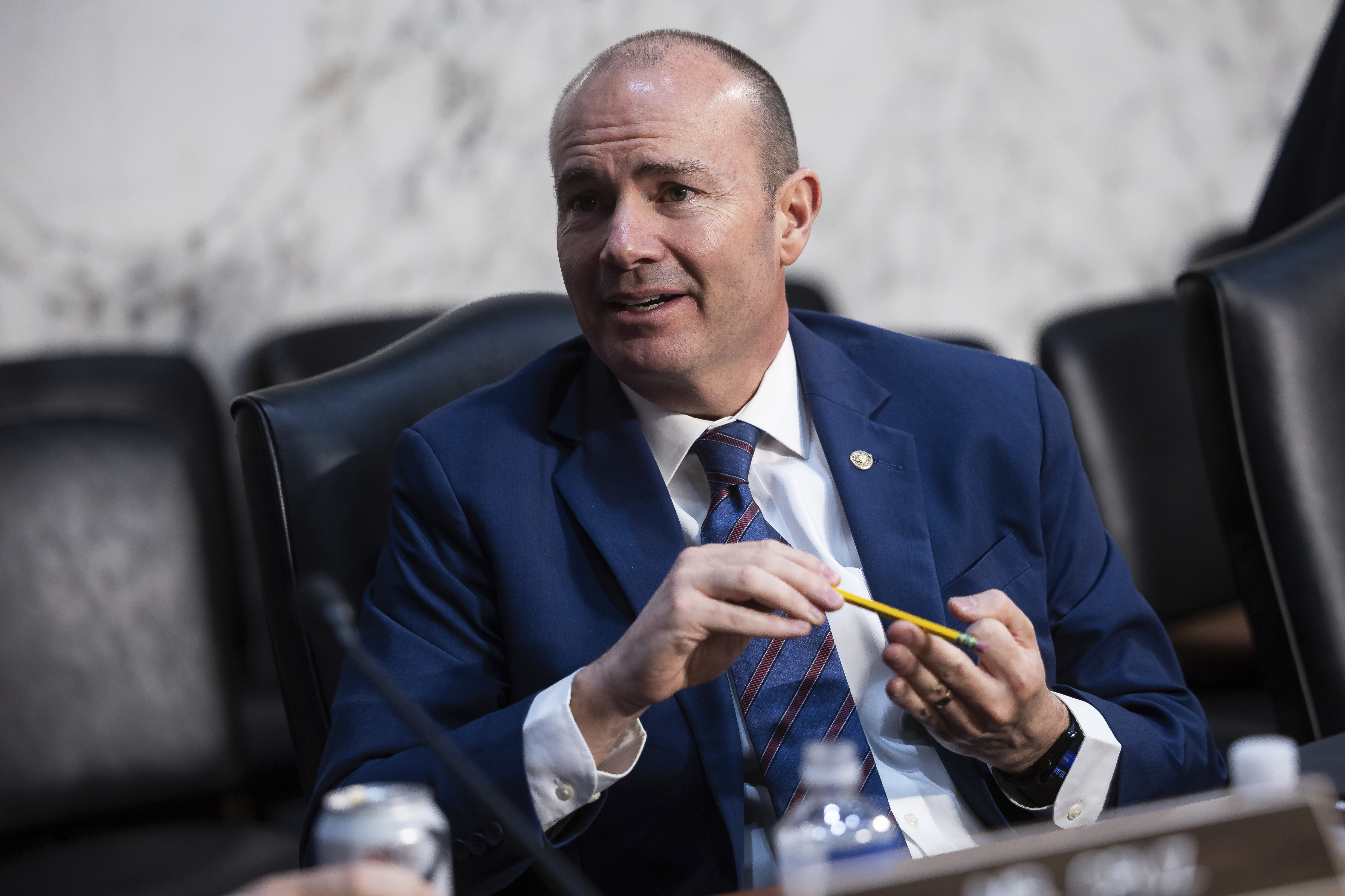 Featured image for Minnesota Lawmakers and GOP Senators Clash Over Social Media Posts on Shootings