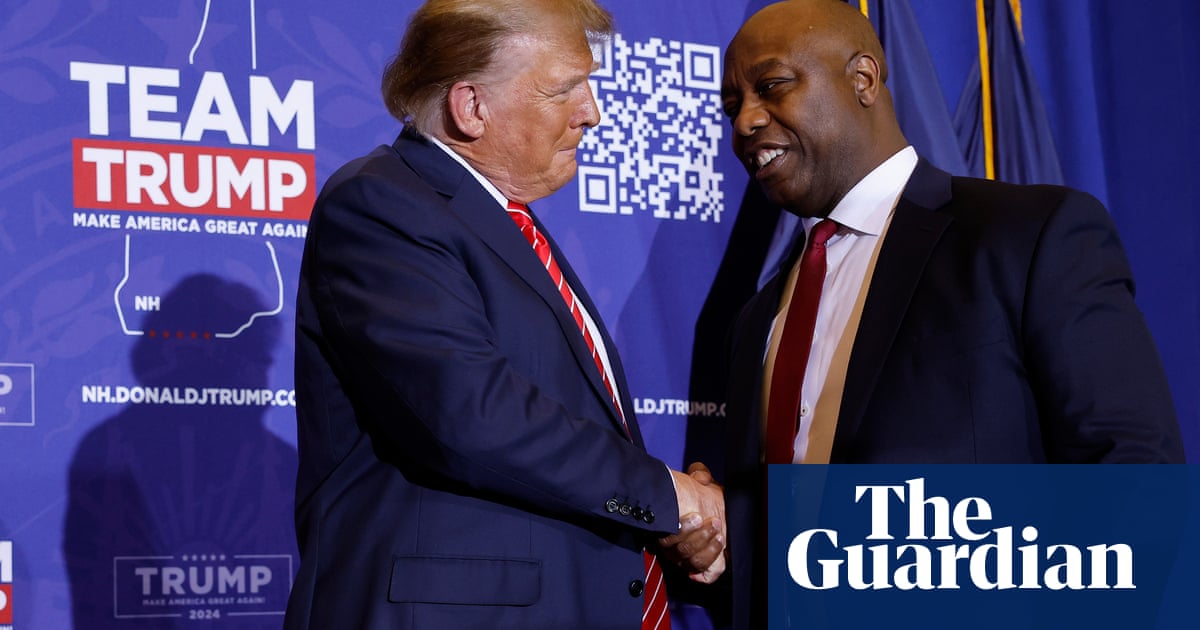 "Tim Scott Endorses Trump, Shifting Political Landscape Ahead of New Hampshire Primary"