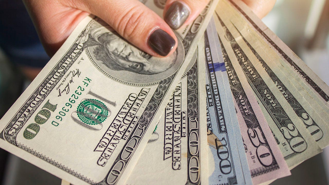 Americans' Perception of Wealth and Riches: A Survey Analysis.