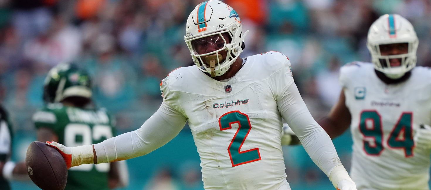 Featured image for "Top Fantasy Football Waiver Wire Pickups and Rankings for Week 16"