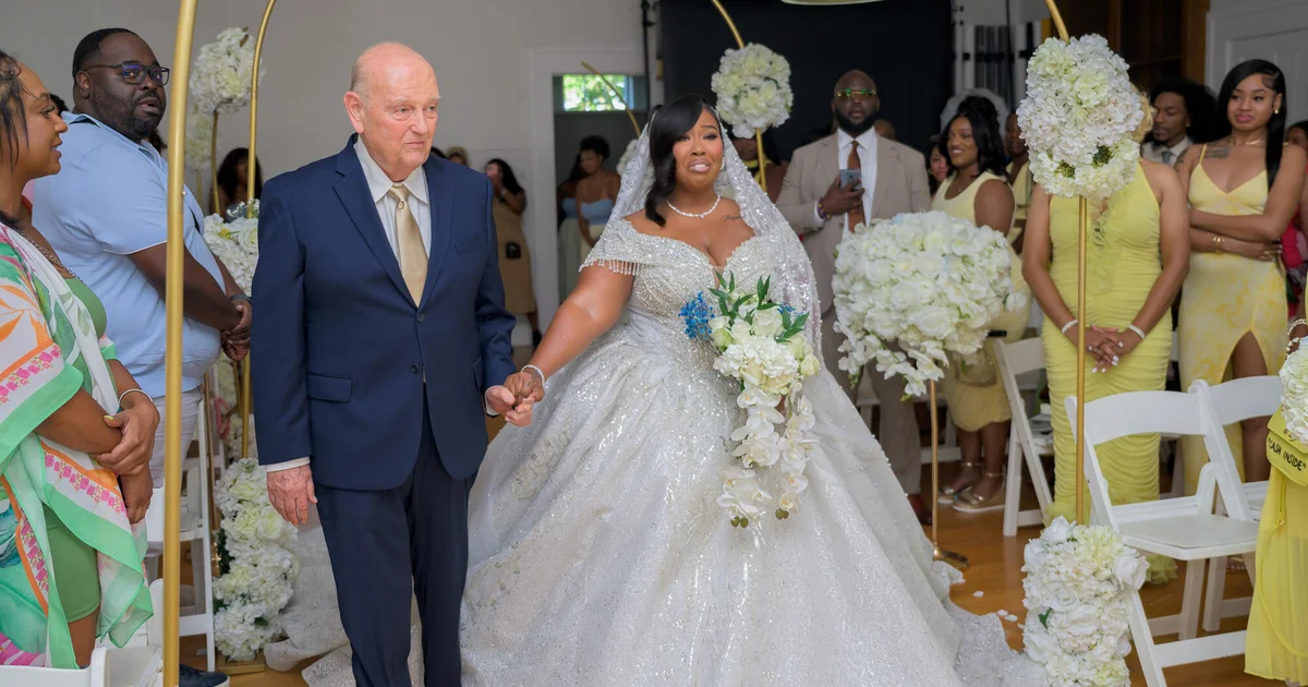 Featured image for Cincinnati bride's landlord walks her down the aisle, healing her heart
