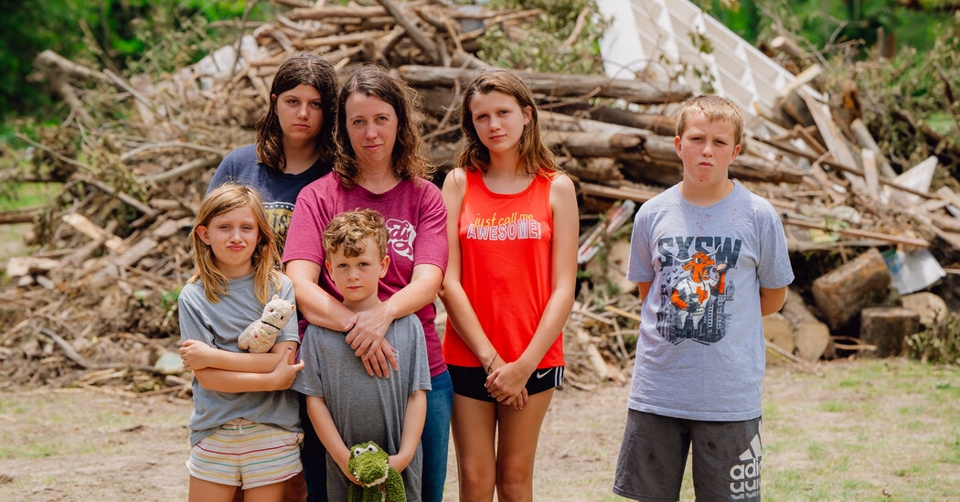 Families Survive Texas Floods Amid Desperate Struggles