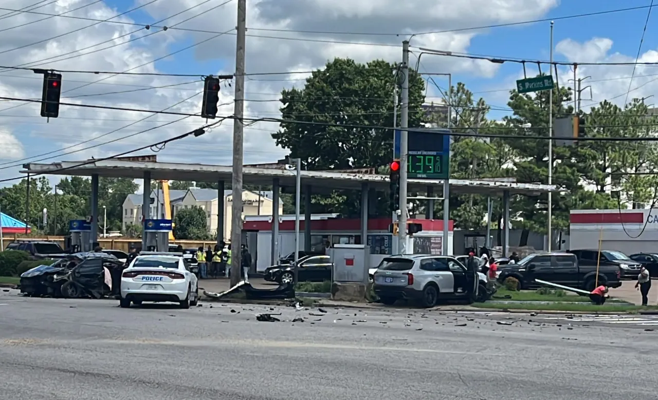 Fatal High-Speed Chase in Parkway Village Leaves 2 Dead, Multiple Injured