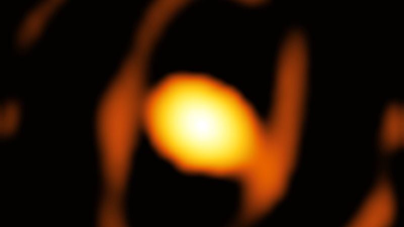 Featured image for First-Ever Close-Up of Dying Star Beyond Our Galaxy Captured