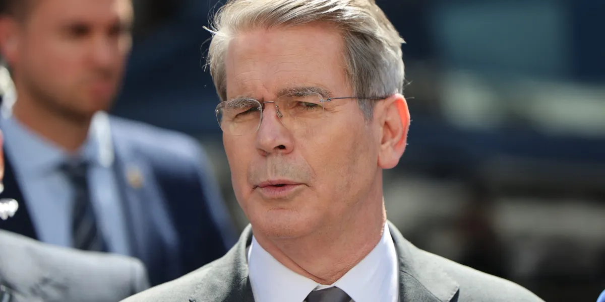 Featured image for U.S. Support Sparks Debate Amid Argentina's Financial Turmoil