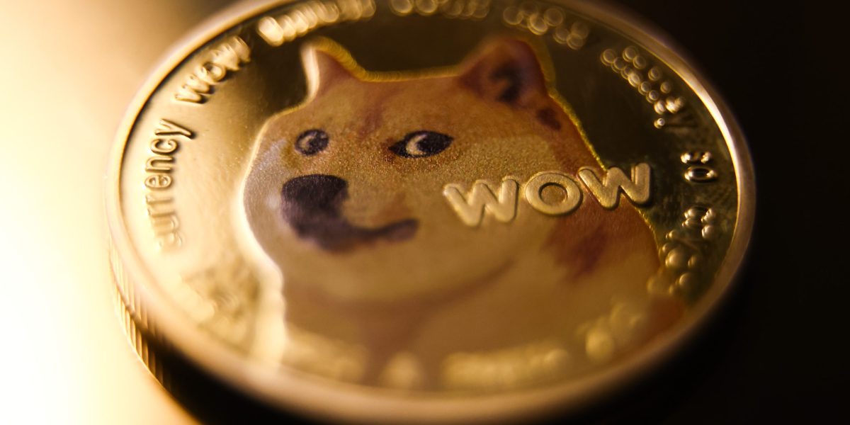 "Dogecoin and Memecoins Surge, Signaling Crypto Bubble Resurgence"