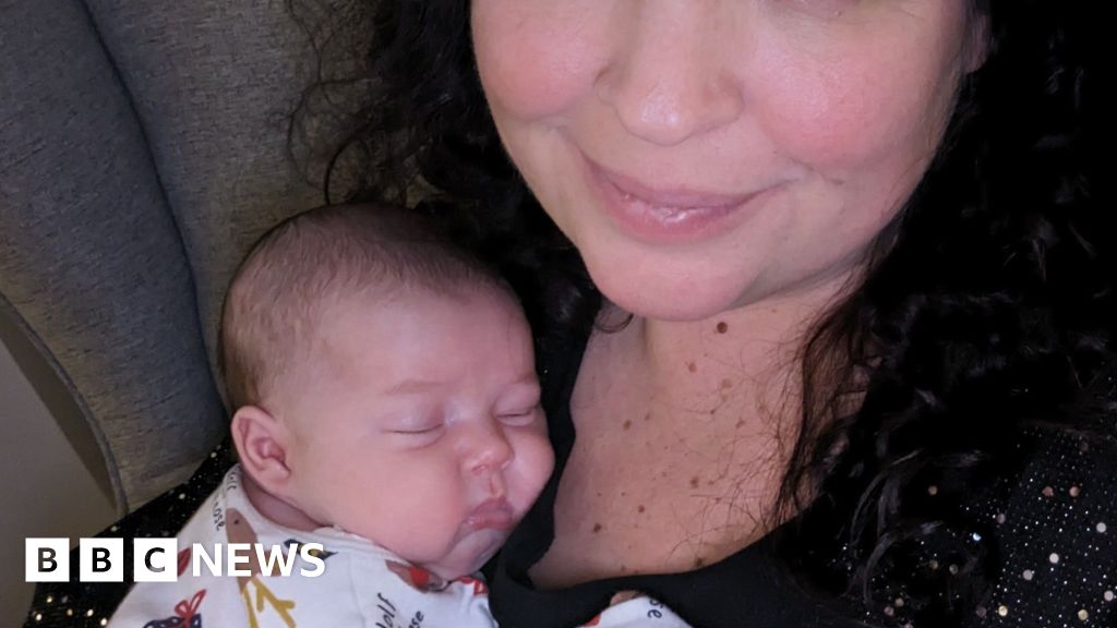 Featured image for Miracle Mum Thanks NHS After Surviving 65-Unit Blood Transfusion During Childbirth