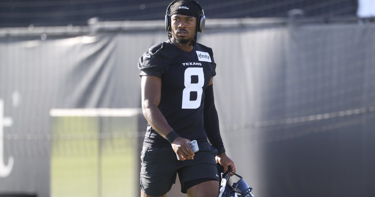 Eagles' Wide Receiver Injuries Raise Concerns Ahead of Week 1