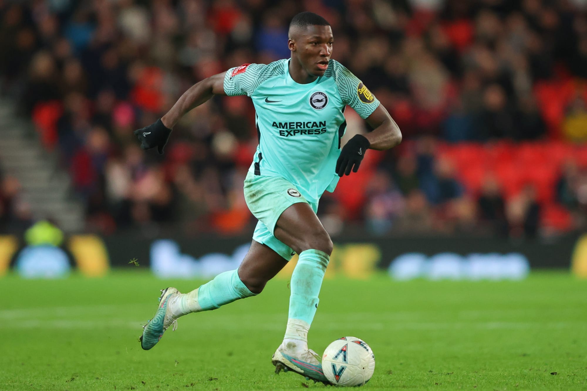 Featured image for Chelsea's Transfer Targets: Caicedo or Ugarte?