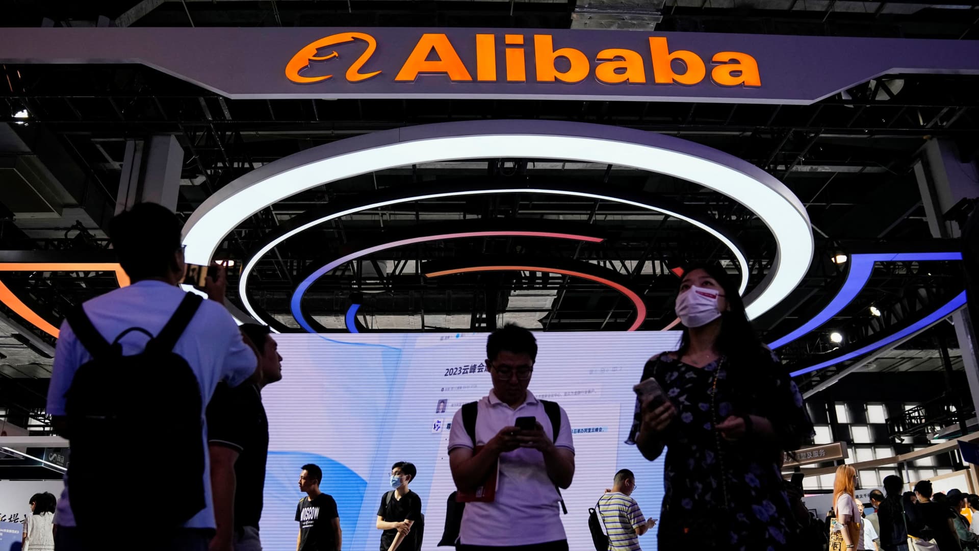 Featured image for Alibaba Overhauls Cloud Unit Management Following IPO Cancellation