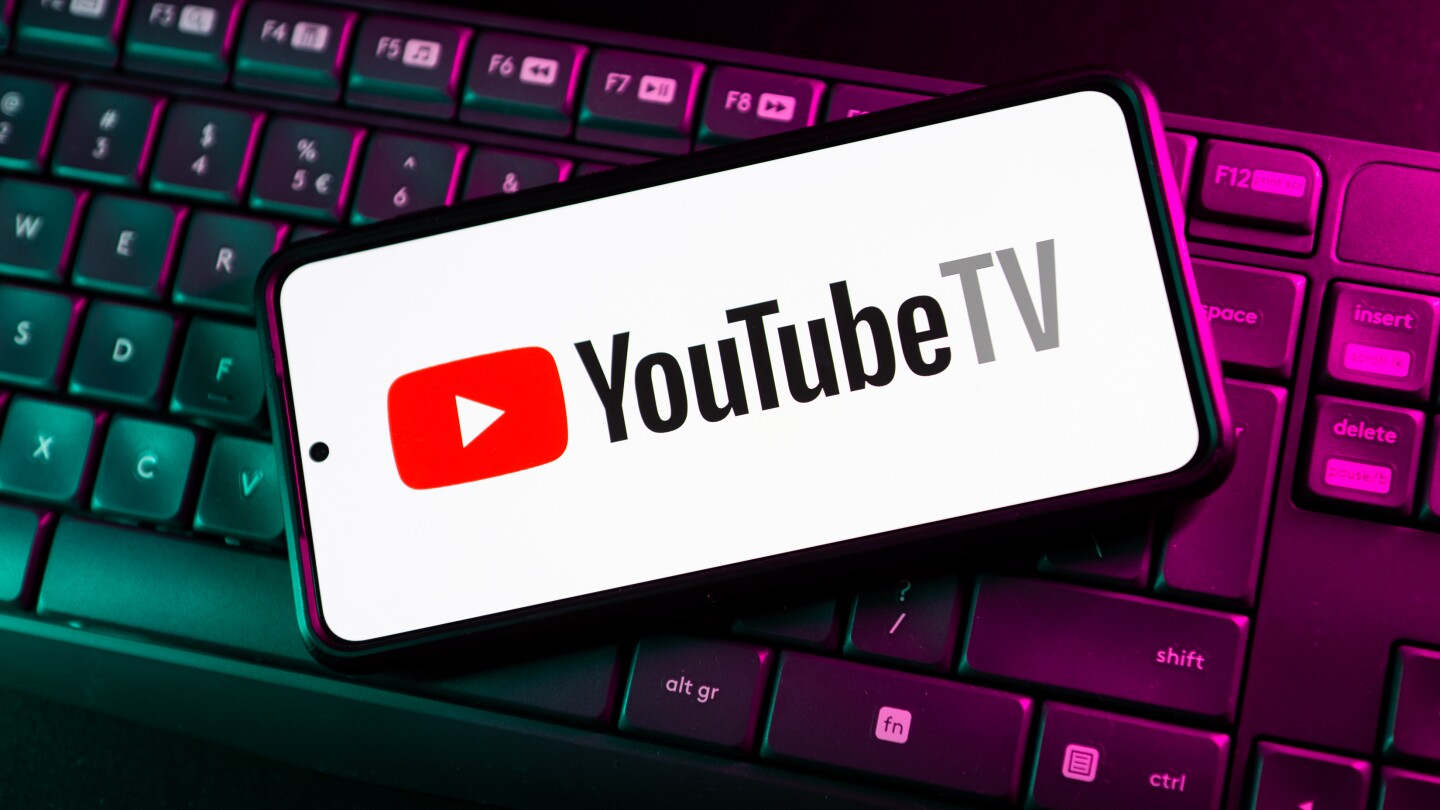 Featured image for Fox-YouTube TV Dispute Won't Affect Sunday Ticket