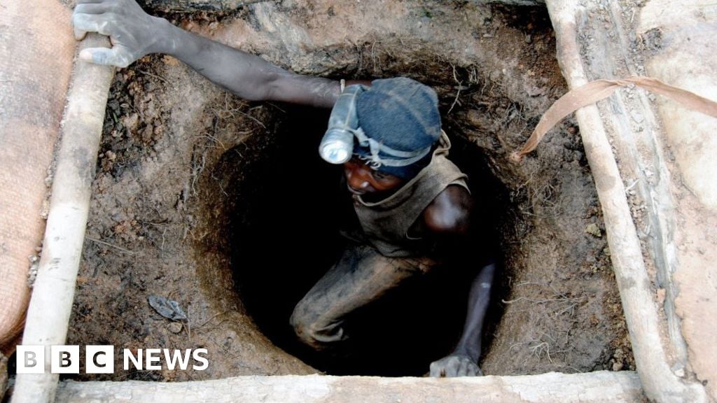 Featured image for "Tragic Mali Gold Mine Collapse Claims Over 70 Lives"