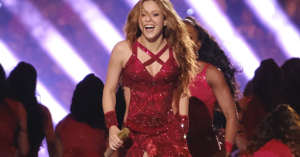 Featured image for Shakira's Sacrifice: Putting Career on Hold for Love