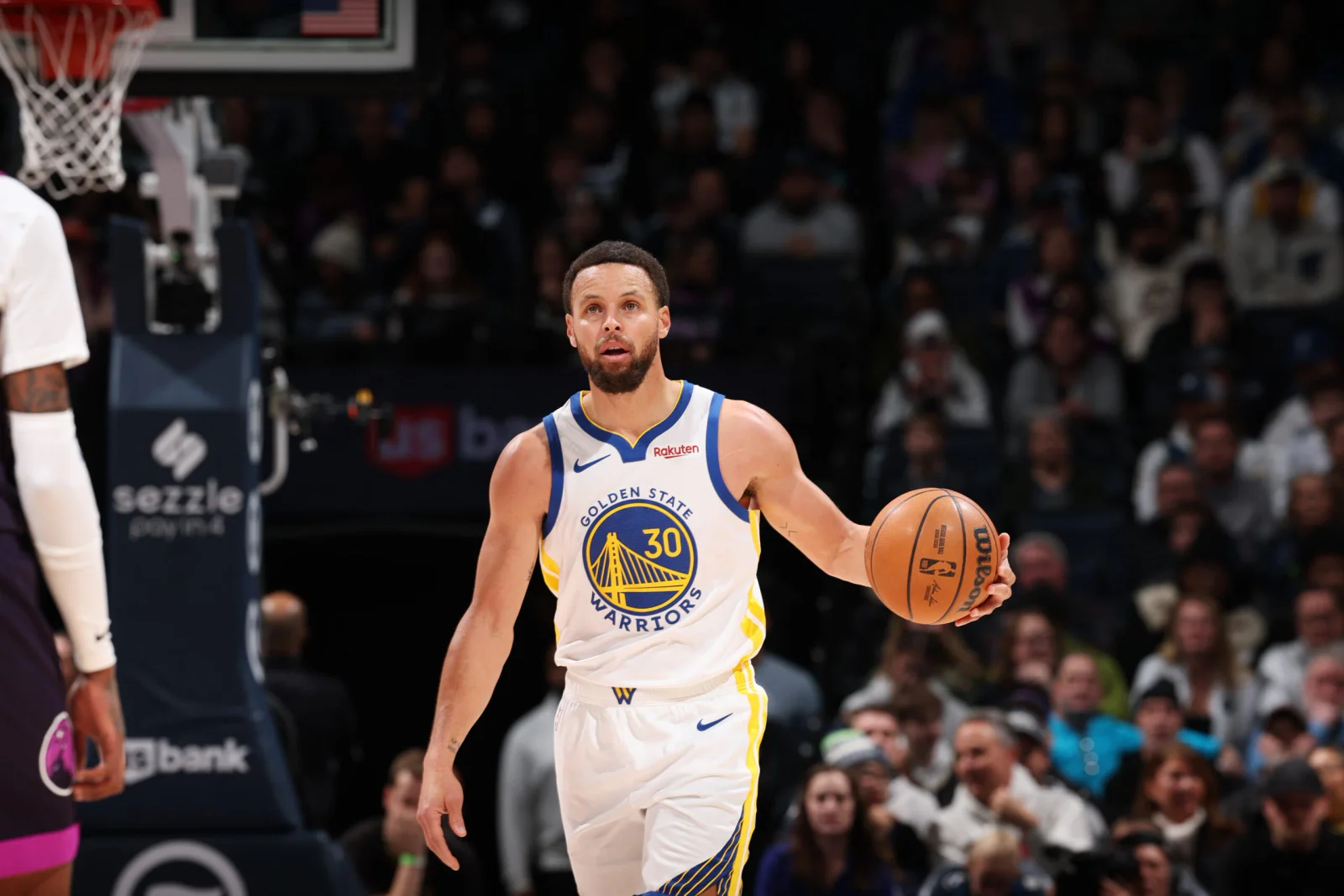 Curry climbs to 19th on NBA all-time scoring list