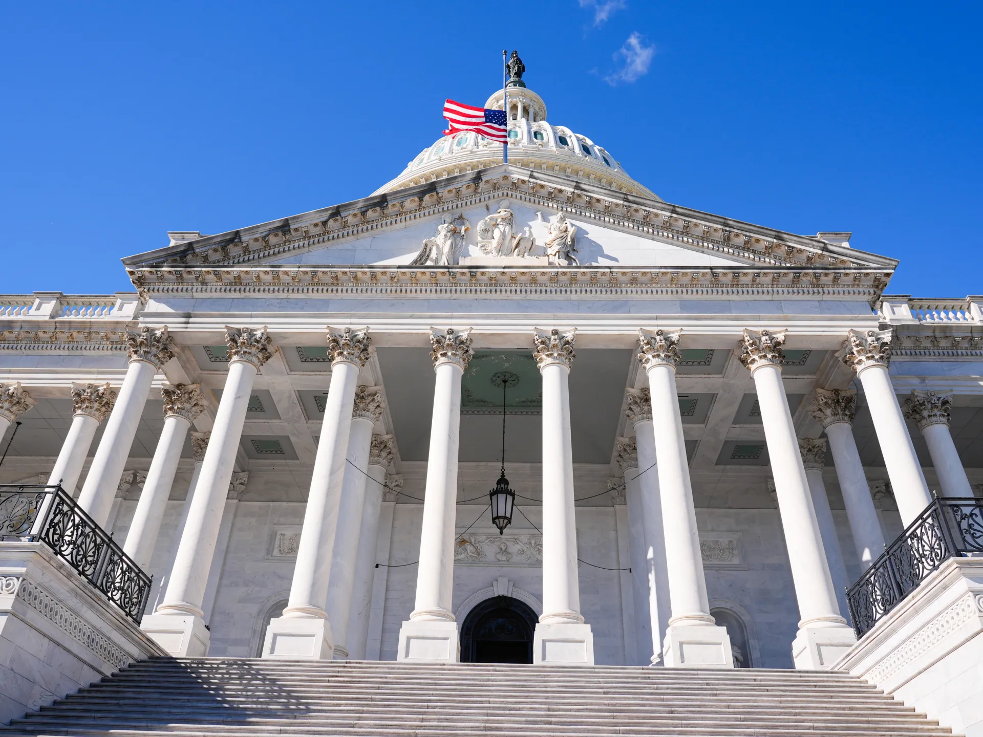 Featured image for Senate moves closer to ending 40-day government shutdown with bipartisan deal