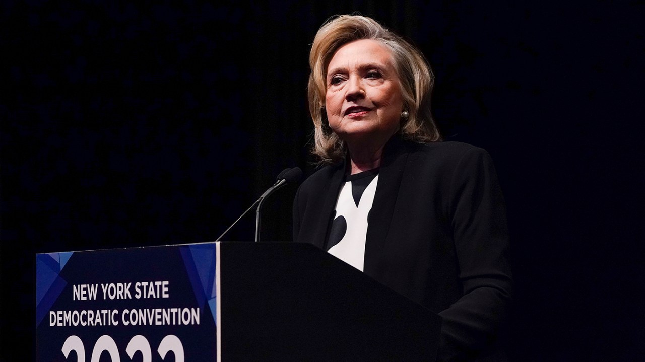 Hillary Clinton's Strong Stance Against Putin's Actions in Ukraine