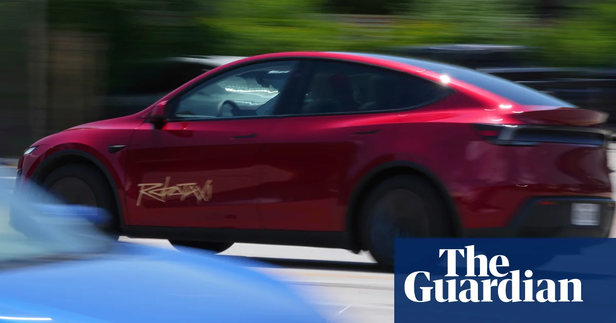 Featured image for Regulators scrutinize Tesla's Robotaxi after safety concerns and underwhelming launch