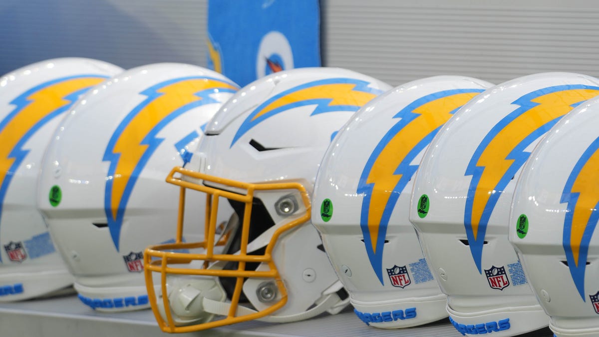 Featured image for "Dawn Aponte Interviewed for Los Angeles Chargers General Manager Position"