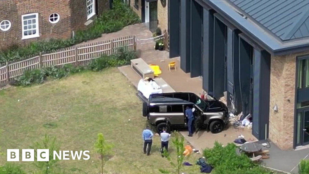 Tragedy Strikes as Car Ploughs into Wimbledon School, Leaving One Dead and Several Injured