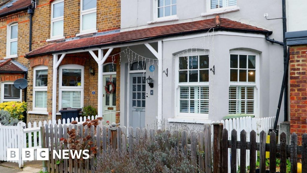 Featured image for David Bowie's Childhood Home to Open to the Public After Restoration