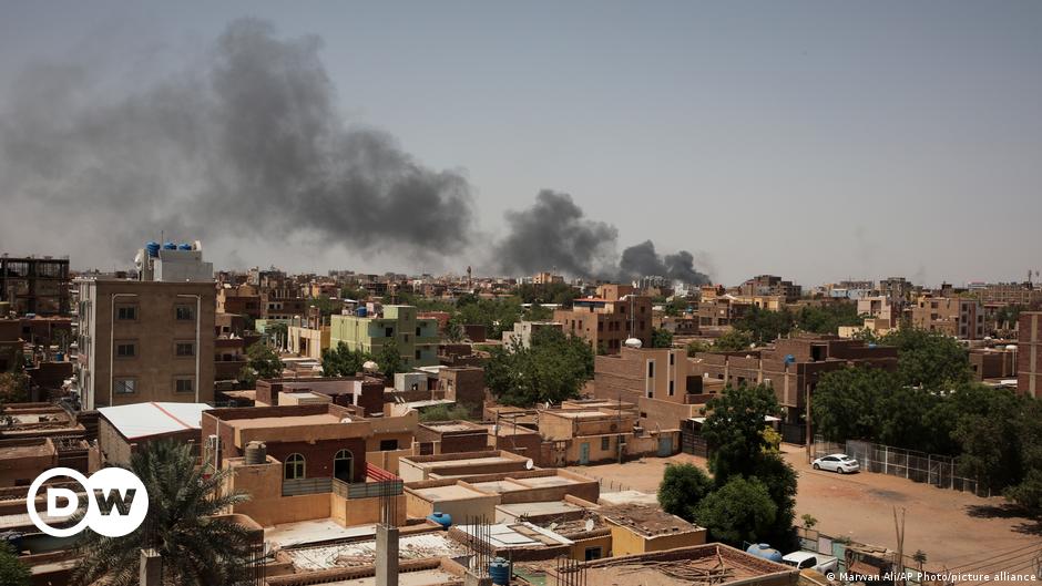 Foreign Evacuations Commence as Fighting Escalates in Sudan