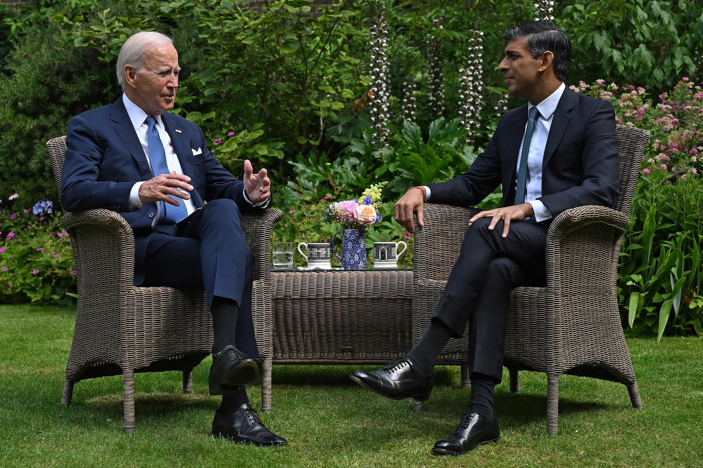 "Biden's Diplomatic Tour: Meeting Sunak, King Charles, and Addressing Ukraine Concerns"