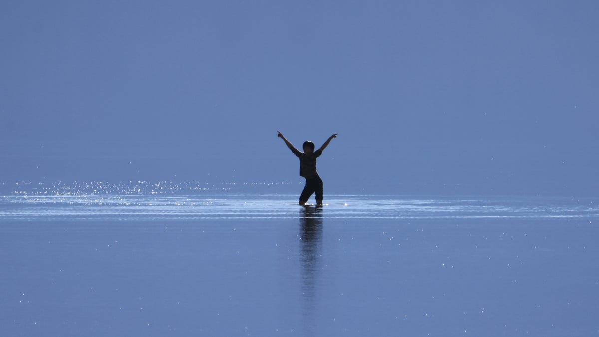Featured image for "Unexpected Lake Attracts Adventurers to Death Valley National Park"