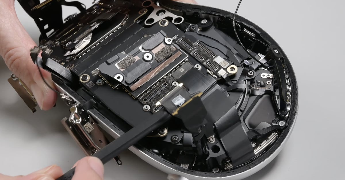 Featured image for "Inside Apple's Vision Pro: iFixit's Exclusive Teardown Reveals What's Under the Hood"