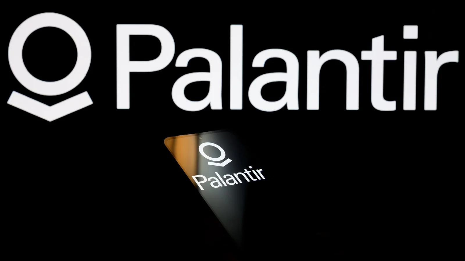 Premarket Movers Spotlight: Palantir, Merck, Pfizer Lead Early Trading
