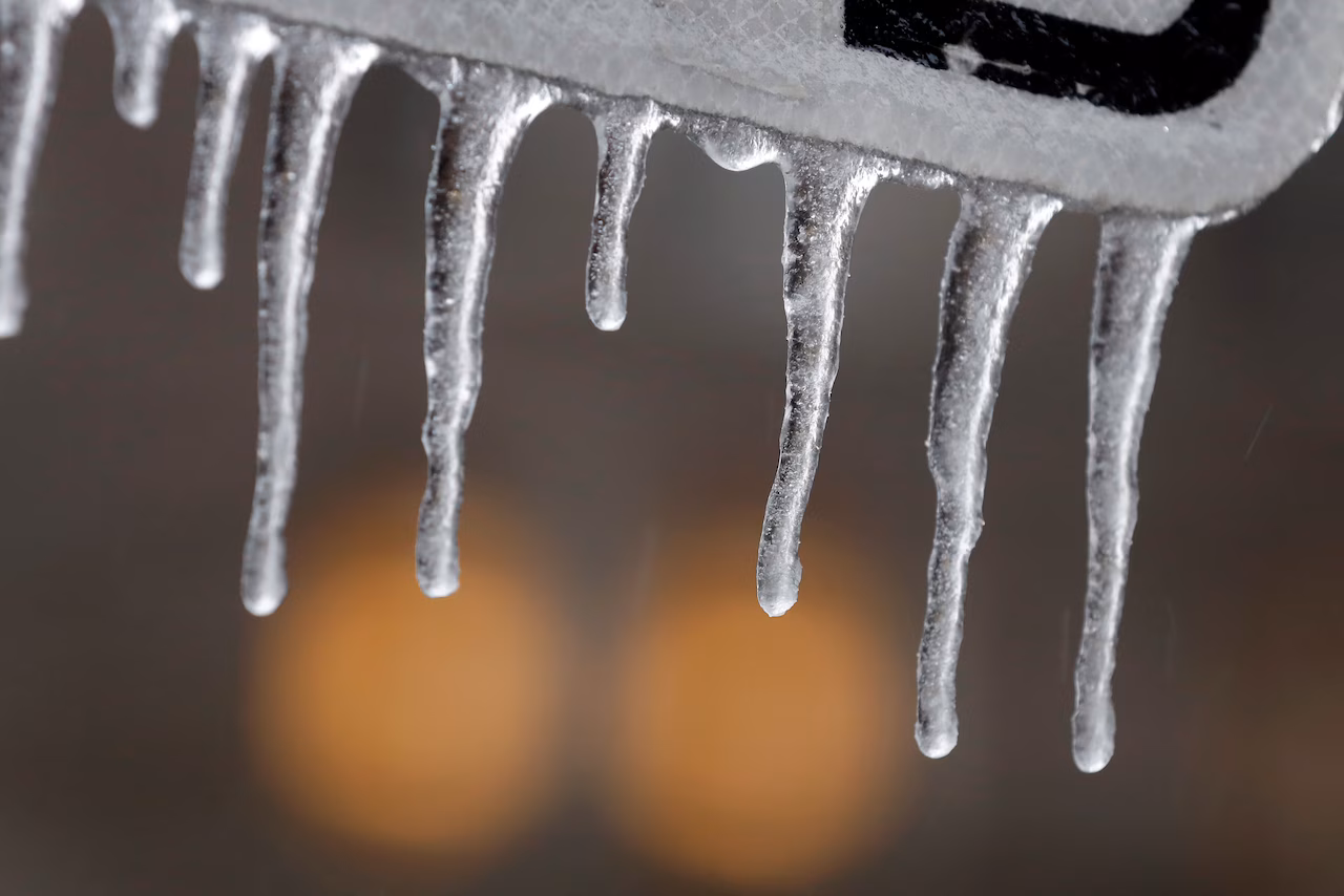 Featured image for Tips to Prevent Pipe Freezing During Cold Weather
