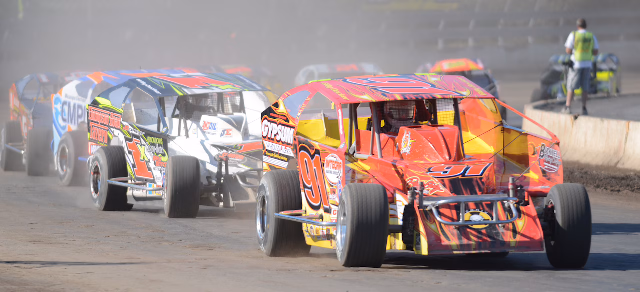 Featured image for Stewart Friesen Sufferes Serious Injuries in DIRT Series Crash