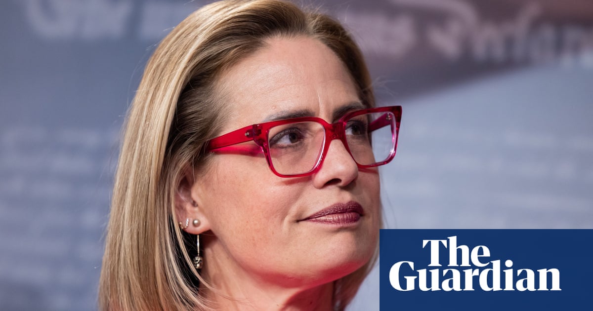 Kyrsten Sinema firmly rejects joining Republican Party.