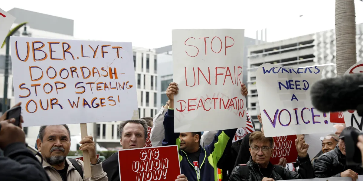 Featured image for California reaches deal allowing Uber and Lyft drivers to unionize