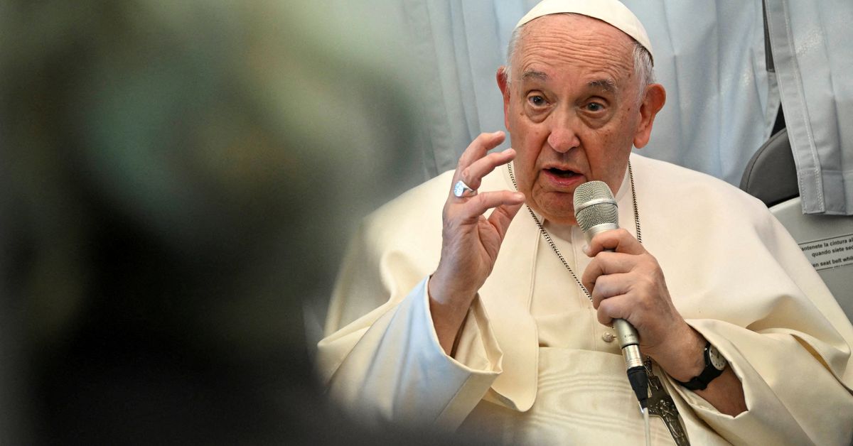 Pope condemns weapon industry's role in Ukraine conflict
