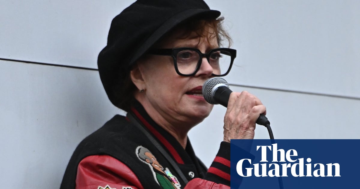 Featured image for Susan Sarandon Dropped by Talent Agency Over Controversial Remarks and Comments