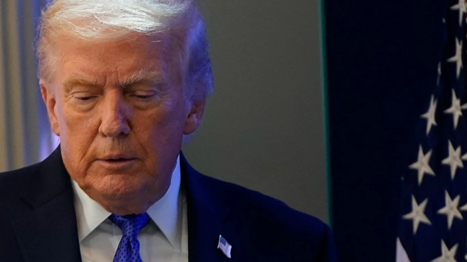 Europe stocks slide as Trump unveils 15% global tariffs