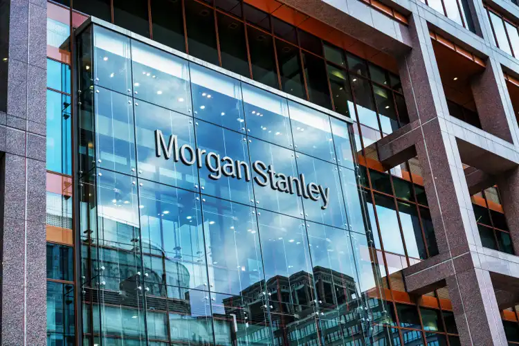 "Morgan Stanley's Q1 Earnings Soar with Strong Investment Banking and Wealth Management Results"