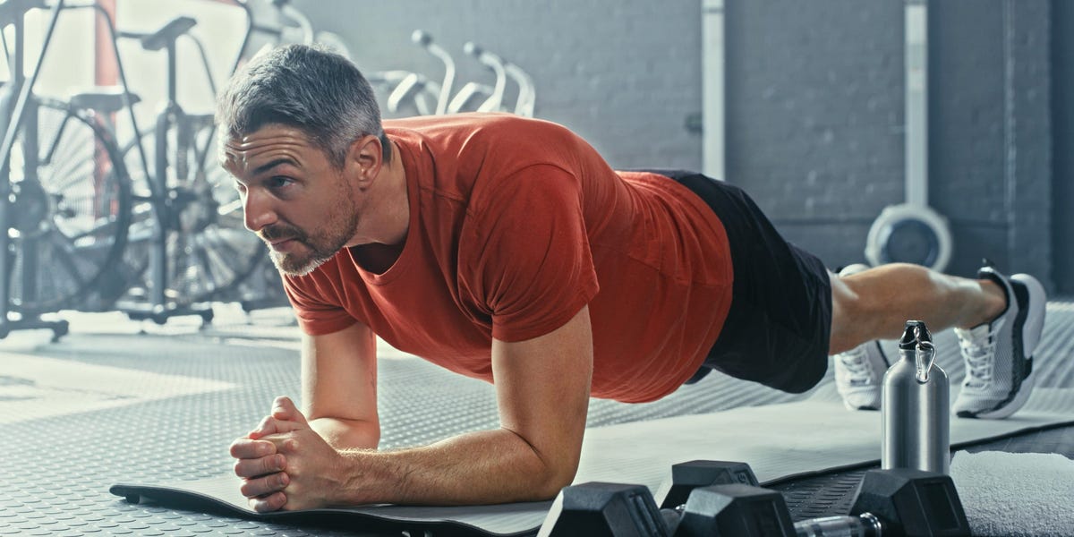 "Peter Attia's Anti-Aging Exercise Routine and Longevity Doctor's Supplement Secrets Revealed"
