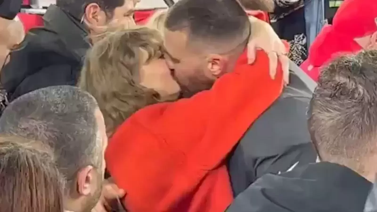 Featured image for "Taylor Swift's Impact on the Chiefs' Super Bowl Journey"