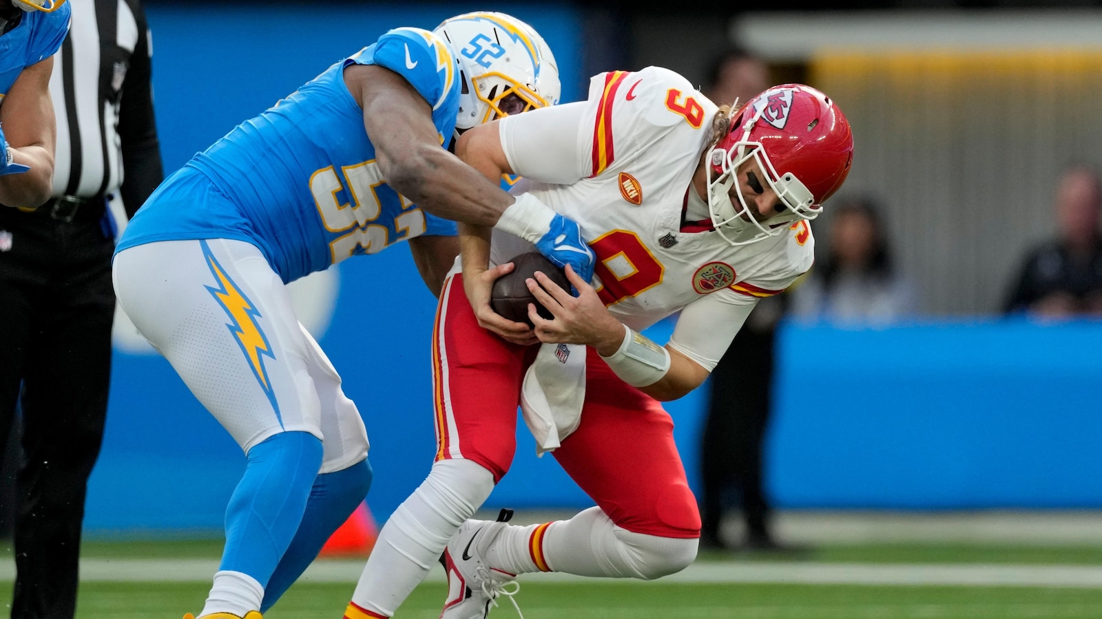 "Unraveling the Mystery: Speculation Surrounds Deaths of Chiefs Fans as Details Shift"