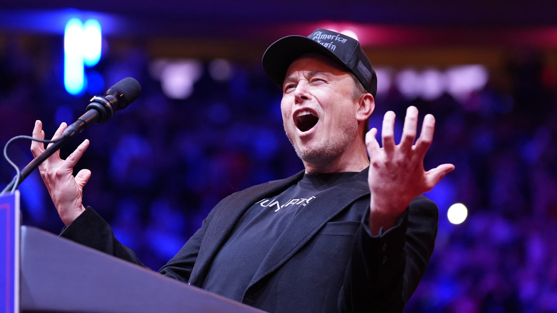 Musk's Fortune Soars as Tesla Hits $1 Trillion Amid Trump Win